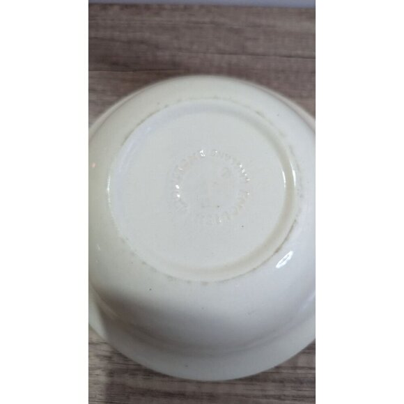 English Ironstone Tableware Provence Red Pattern vegetable Bowl 8 3/4" - Picture 4 of 7